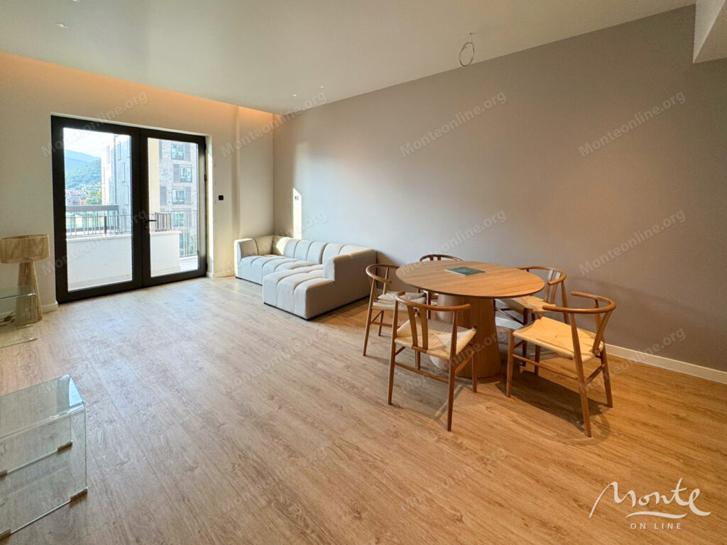 eksklyuzivnaya kvartira s 1 spalnej v boka place porto montenegro 07