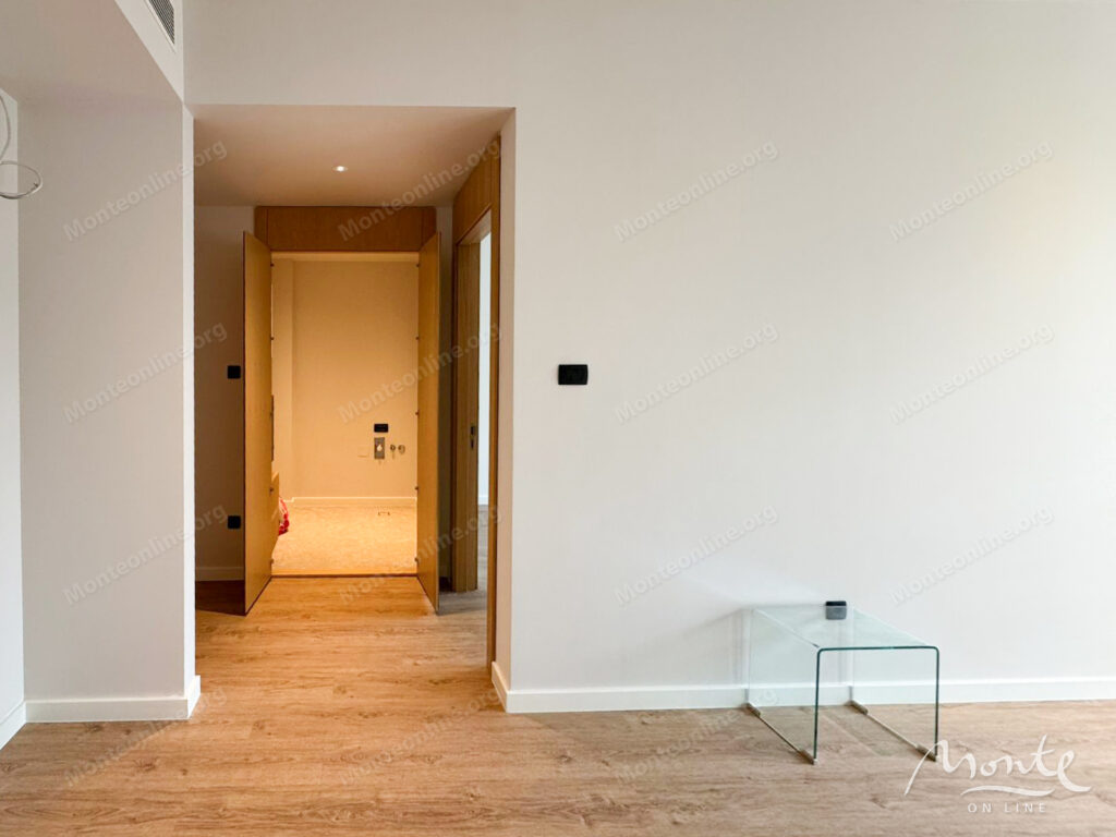 eksklyuzivnaya kvartira s 1 spalnej v boka place porto montenegro 11