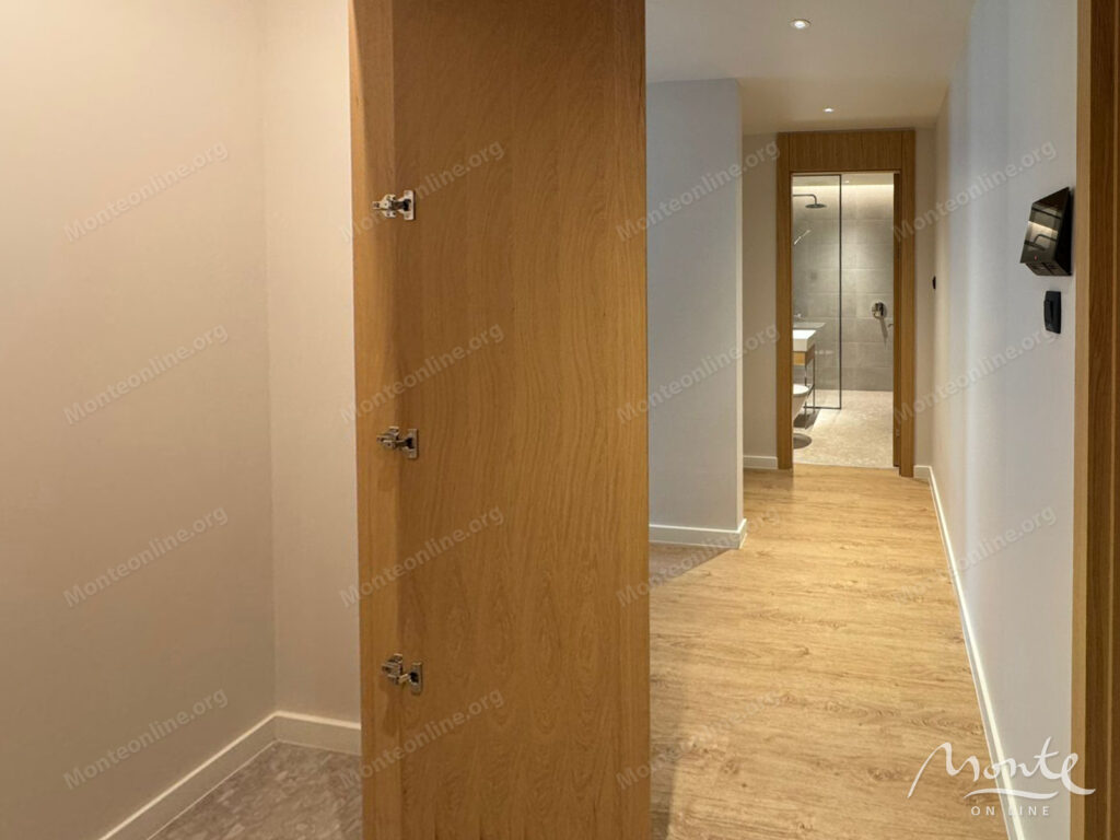 eksklyuzivnaya kvartira s 1 spalnej v boka place porto montenegro 13