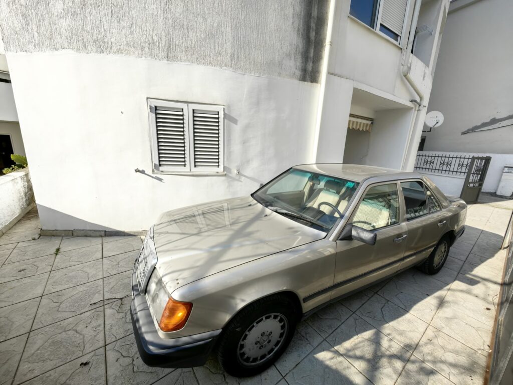 uyutnaya kvartira s 2 spalnyami v zhivopisnom rajone velii vinogradi budva 14