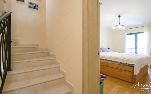 Taun Haus 4sp Lastva Grbalska 28