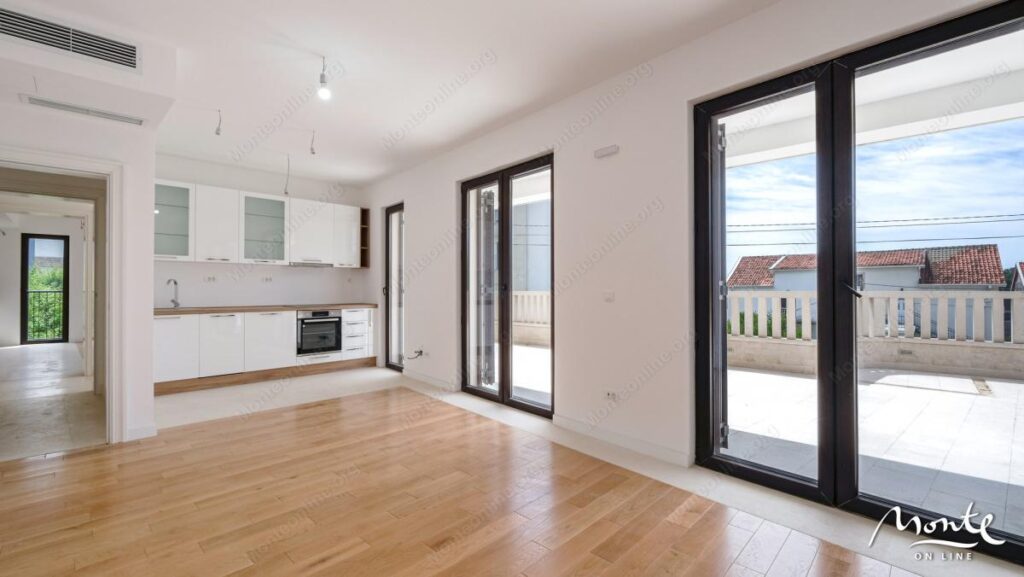 kvartira s 1 spalnej v novom dome v czentre tivata 17