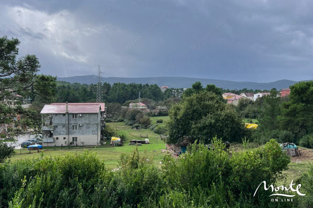 Urbanizirovannyj zemelnyj uchastok Tivat 09