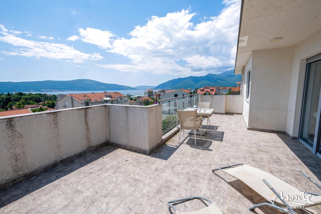 Penthaus 3 sp Tivat 19