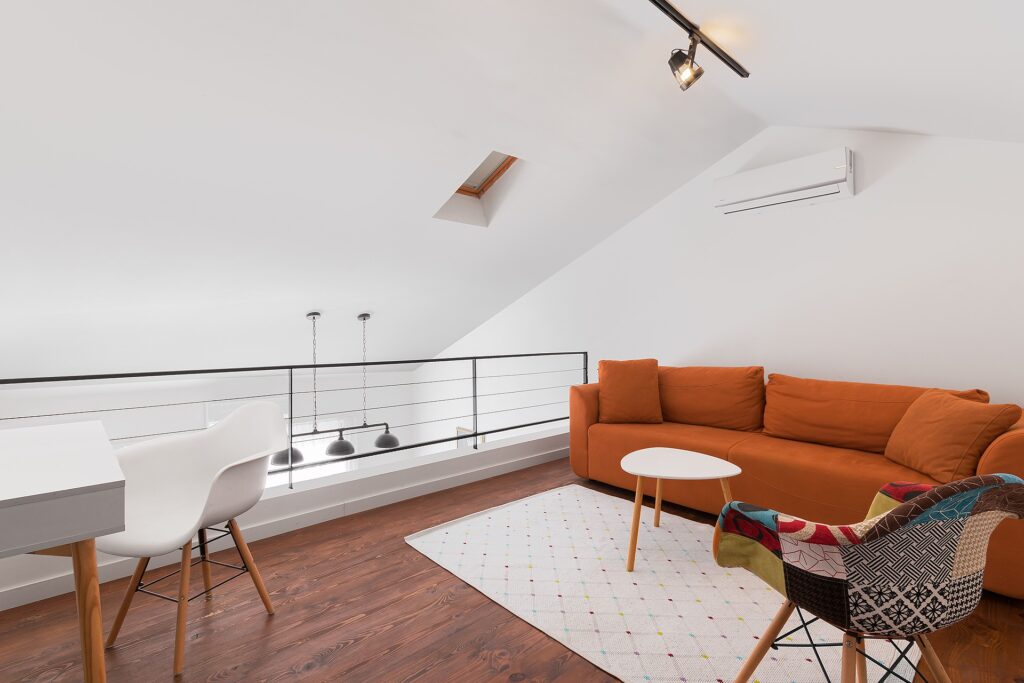 prostornye apartamenty s 2 spalnyami i vidom na more v czentre tivata 11