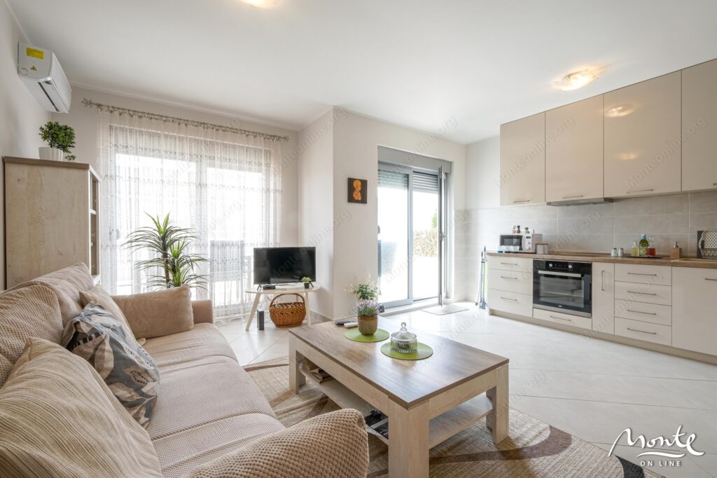 Apartament 2sp PodKuk Tivat 19