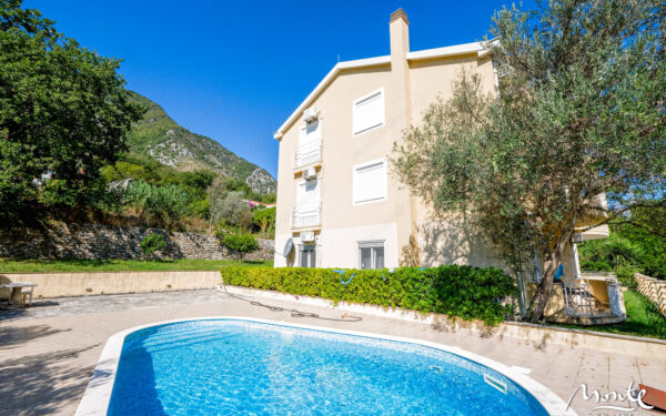 Apartament 2sp Prcanj 22