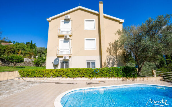 Apartament 2sp Prcanj 24