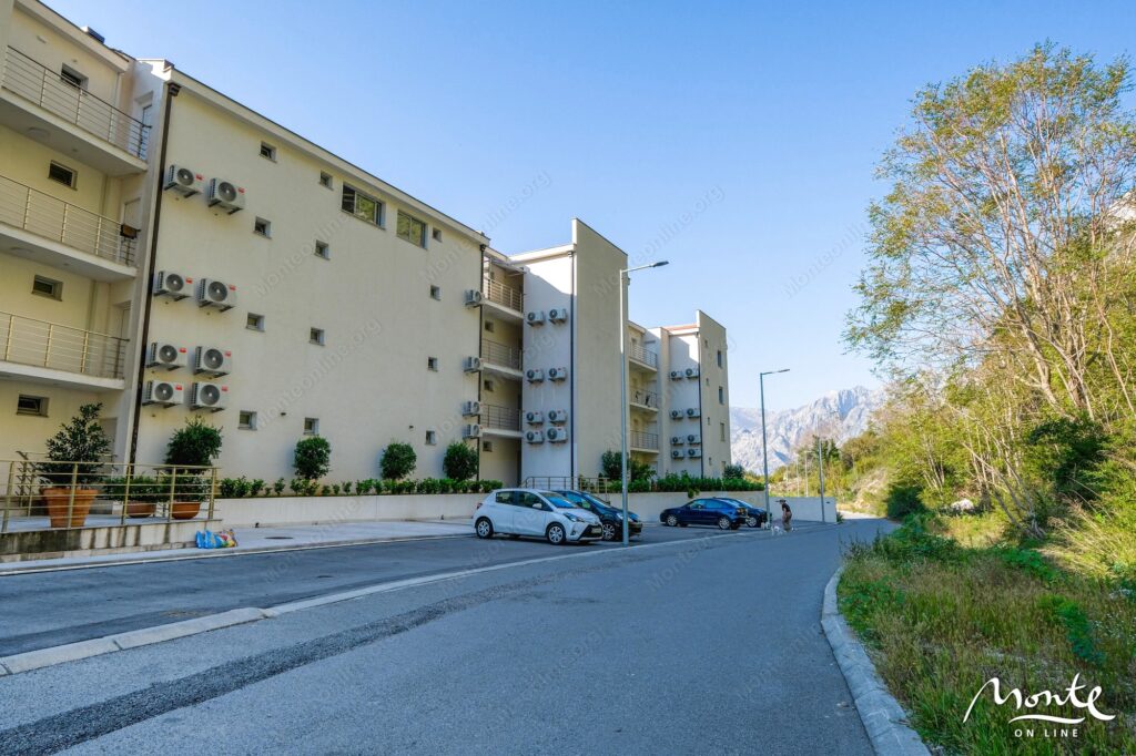 Apartament 1sp Dobrota 27