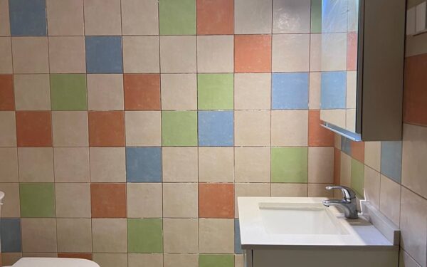 prostornaya 2 spalnaya kvartira s dvumya terrasami i vidom na zaliv v komplekse s bassejnom prchan 06