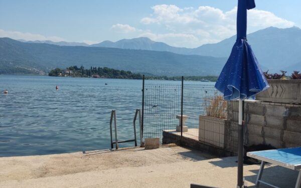 unikalnoe predlozhenie sovremennyj i istoricheskij doma na beregu morya v dzhurashevichi 10