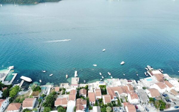 unikalnoe predlozhenie sovremennyj i istoricheskij doma na beregu morya v dzhurashevichi 12