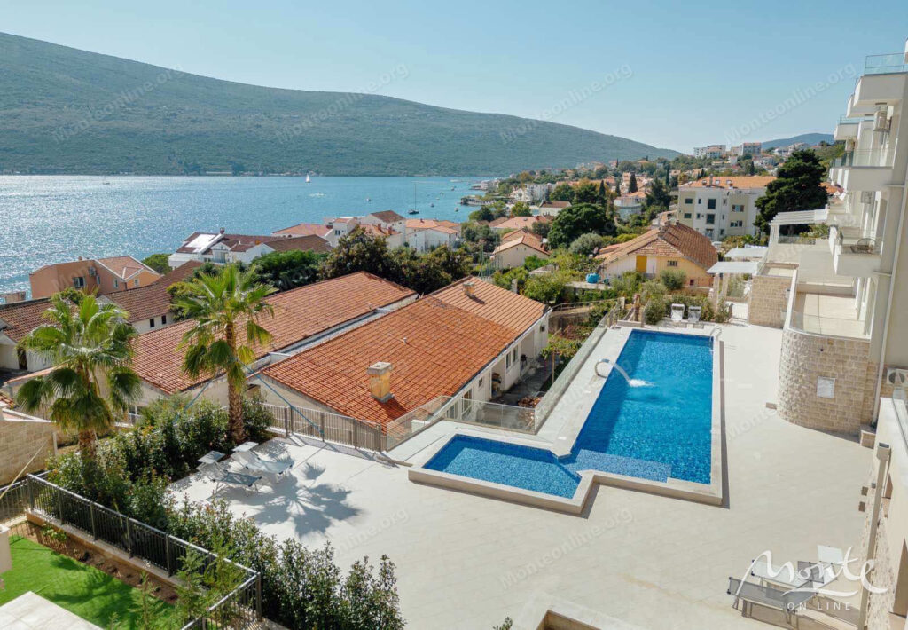 2 spalnaya kvartira s vidom na more i bolshoj terrasoj v elitnom komplekse v baoshichi herczeg novi new 13