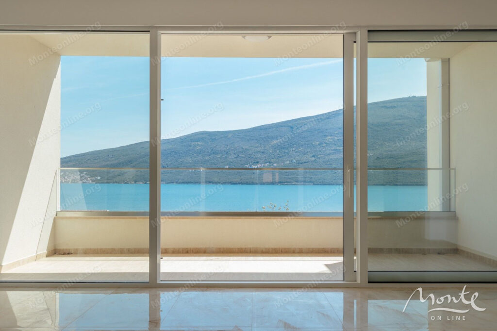 2 spalnaya kvartira s vidom na more i bolshoj terrasoj v elitnom komplekse v baoshichi herczeg novi new 15