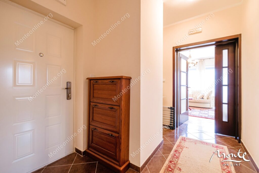 Apartament 2 sp Prcanj 01