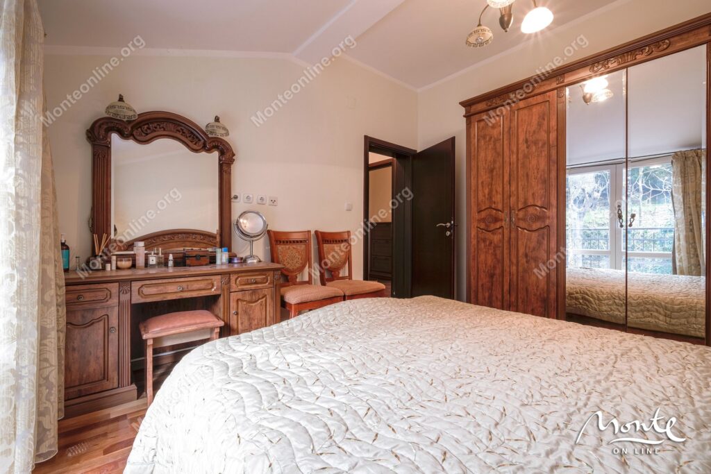 Apartament 2 sp Prcanj 04