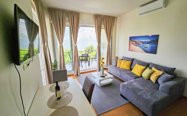 velikolepnye apartamenty s 1 spalnej v zhivopisnom prchane s vidom na kotorskij zaliv 11