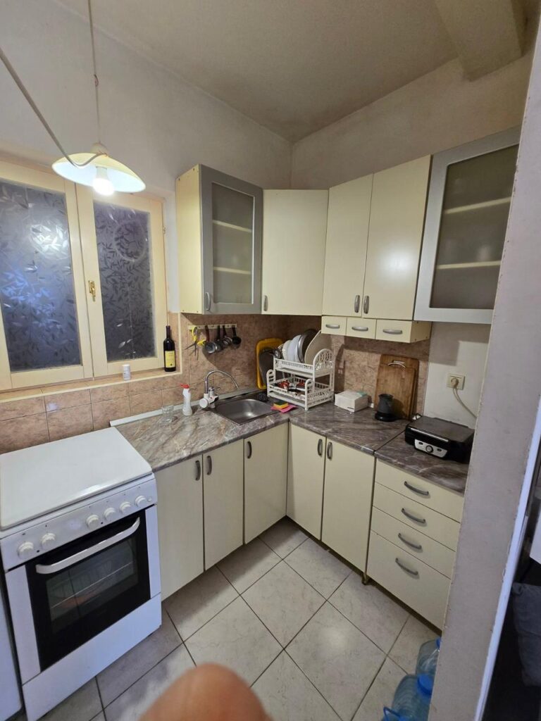 apartament s 1 spalnej na pervoj linii s vidom na more v herczeg novi 10