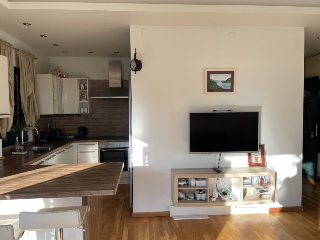elegantnaya villa na vysote s zhivopisnymi morskimi pejzazhami v herczeg novi 06