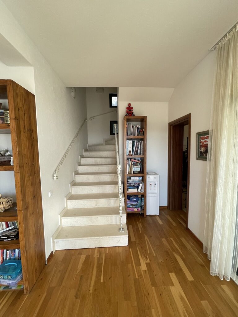 elegantnaya villa na vysote s zhivopisnymi morskimi pejzazhami v herczeg novi 18