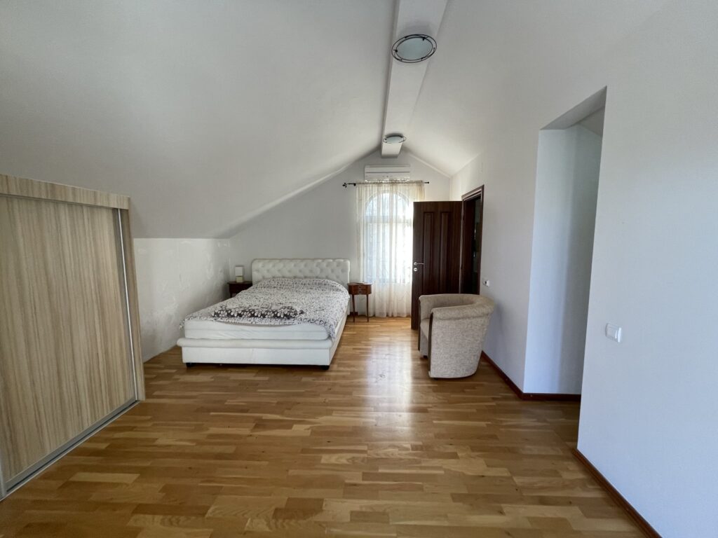 elegantnaya villa na vysote s zhivopisnymi morskimi pejzazhami v herczeg novi 31