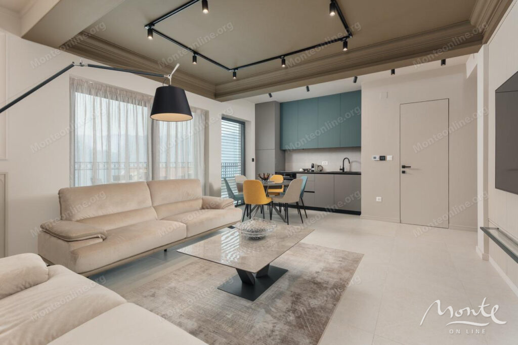 roskoshnyj penthaus s 3 spalnyami v zhivopisnoj dobrote naprotiv czerkvi svyatogo matiya 03