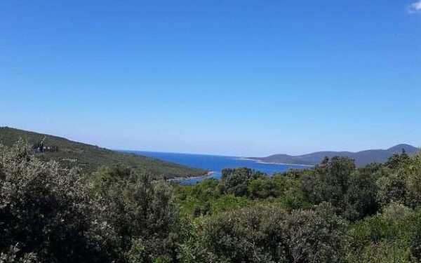 uyutnye doma v rybaczkom poselke bigovo s bassejnom olivkovoj roshhej i plyazhem ryadom 12