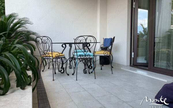 elitnyj odnospalnyj apartament v serdcze porto montenegro 11