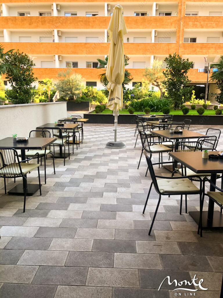 kommercheskoe pomeshhenie dlya restorana v novom komplekse budva 06