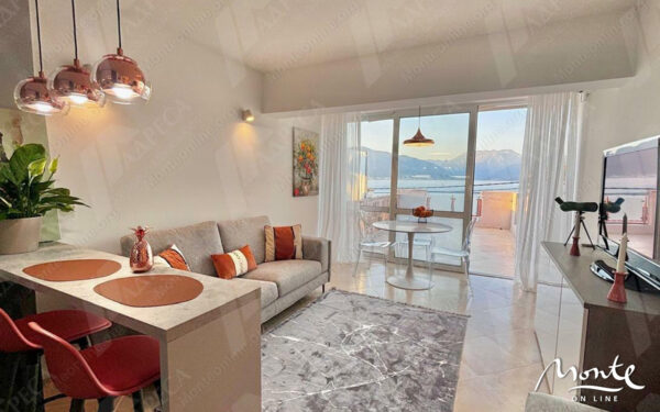 prostornyj dupleks s panoramnym vidom garazhom i dizajnerskim intererom v krashichi 04