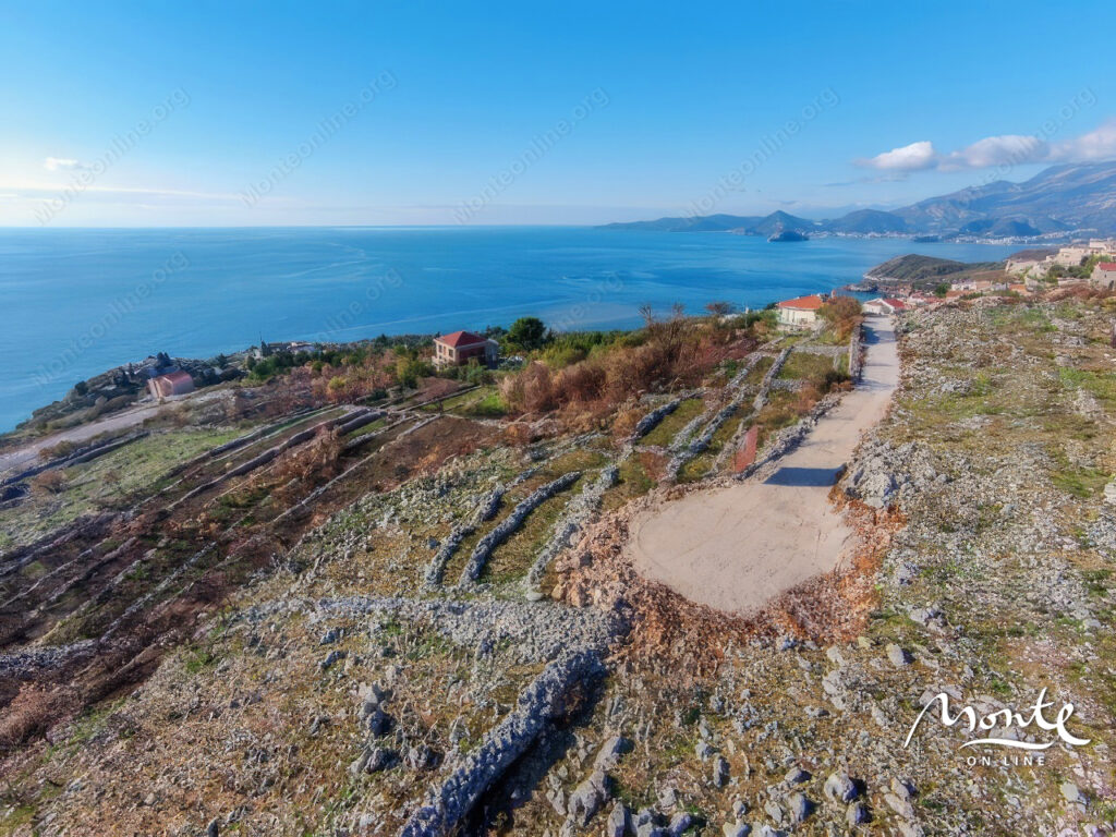 zemelnyj uchastok pod zastrojku v rezhevichah s panoramnym vidom na adriatiku 02