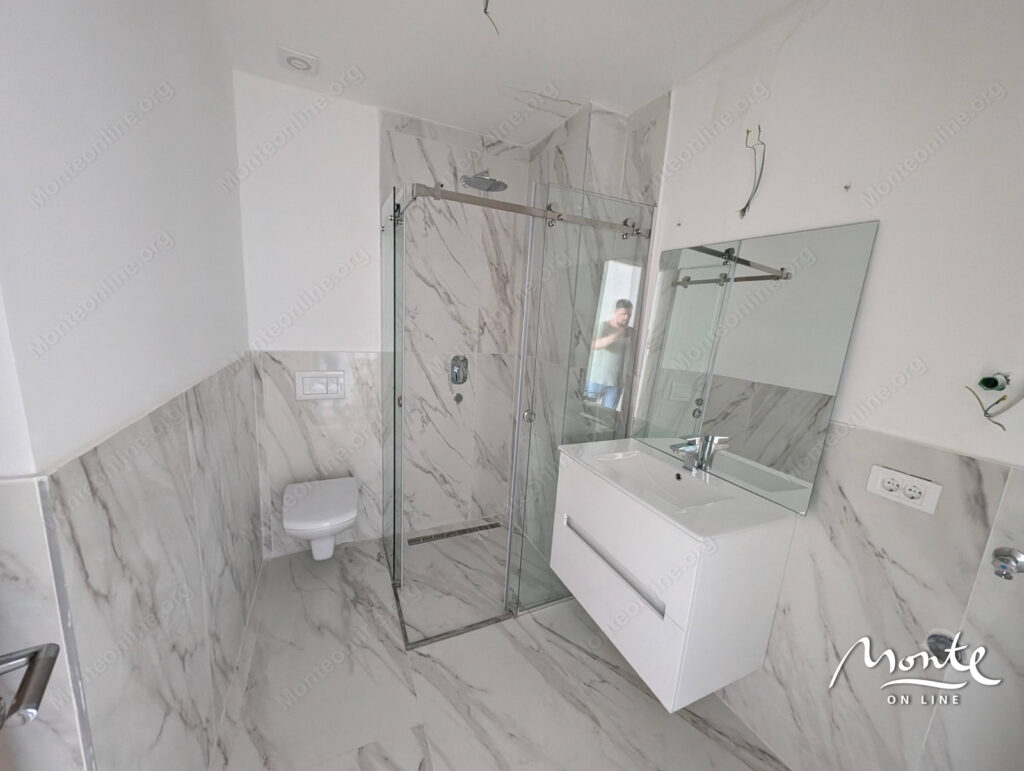 eksklyuzivnye apartamenty s panoramnym vidom na more v rafailovichi green stone 57 m2 02