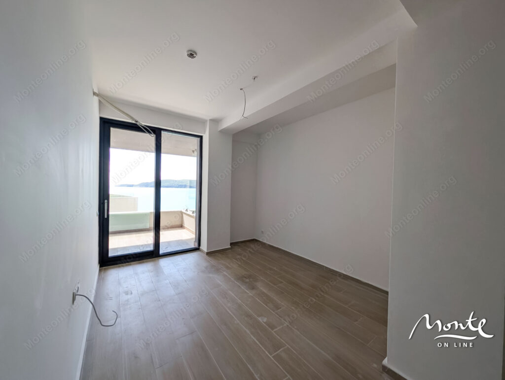 eksklyuzivnye apartamenty s panoramnym vidom na more v rafailovichi green stone 57 m2 11