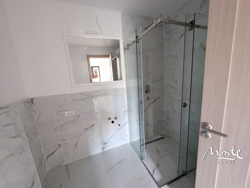 eksklyuzivnye apartamenty s panoramnym vidom na more v rafailovichi green stone 70m2 10