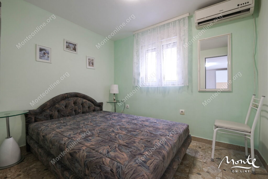 prostornyj 3 etazhnyj dom s 4 spalnyami i vidom na more v krashichi 38