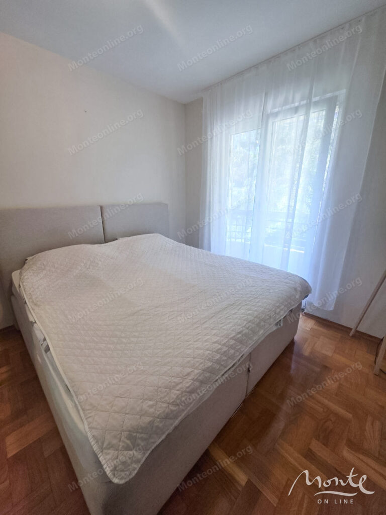 1 spalnaya kvartira s vidom na more v petrovacze mechta stavshaya realnostyu 03