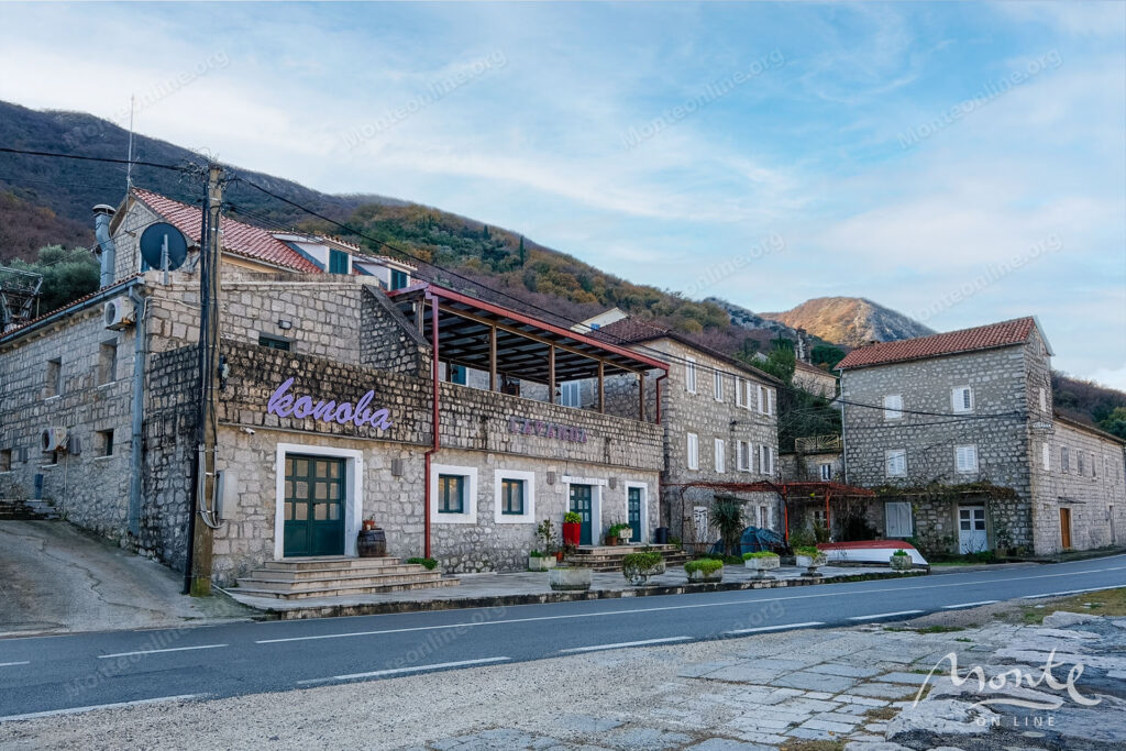 kamennyj dom na pervoj linii v kostanicze investicziya s vidom na zaliv 14