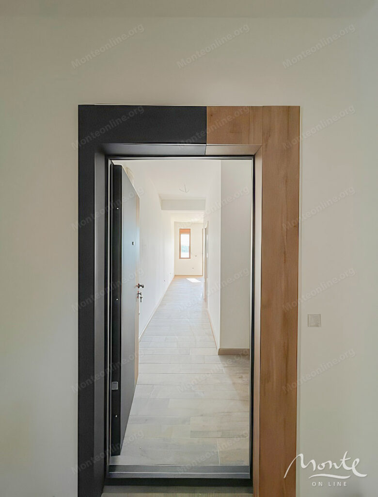 potryasayushhie apartamenty s vidom na more v kumbore herczeg novi 13