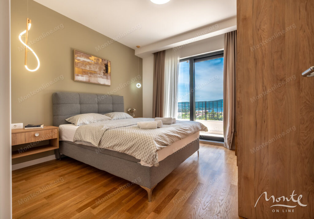 sovershenno novaya villa s bassejnom v prigorode tivata 16