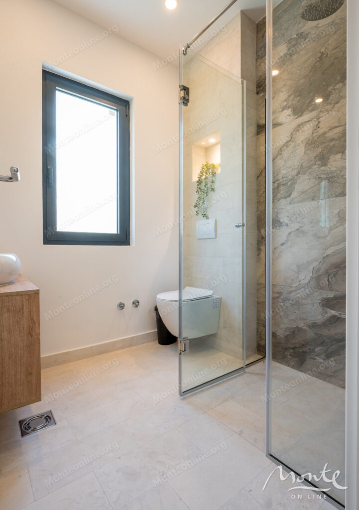 sovershenno novaya villa s bassejnom v prigorode tivata 23