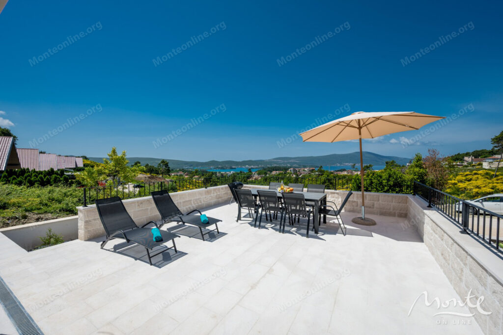 sovershenno novaya villa s bassejnom v prigorode tivata 38