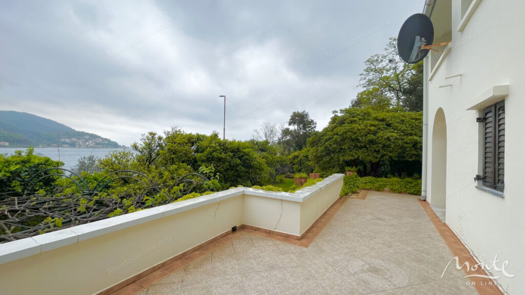villa toscana dom s dushoj u morya 11