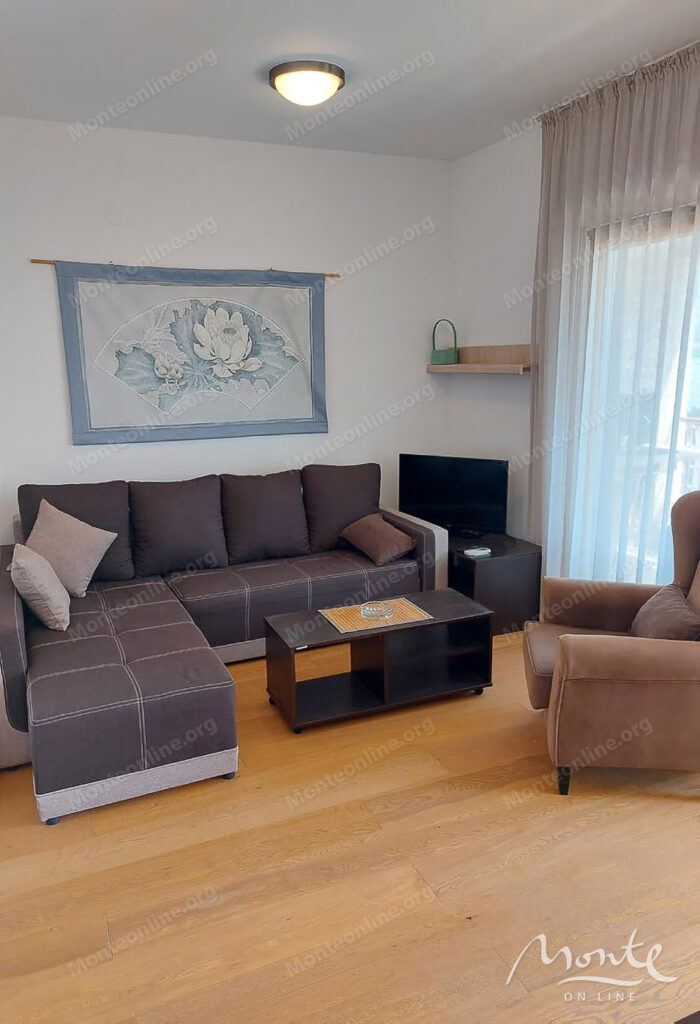 dejstvuyushhaya 3 etazhnaya turisticheskaya villa u morya v bechichi 11