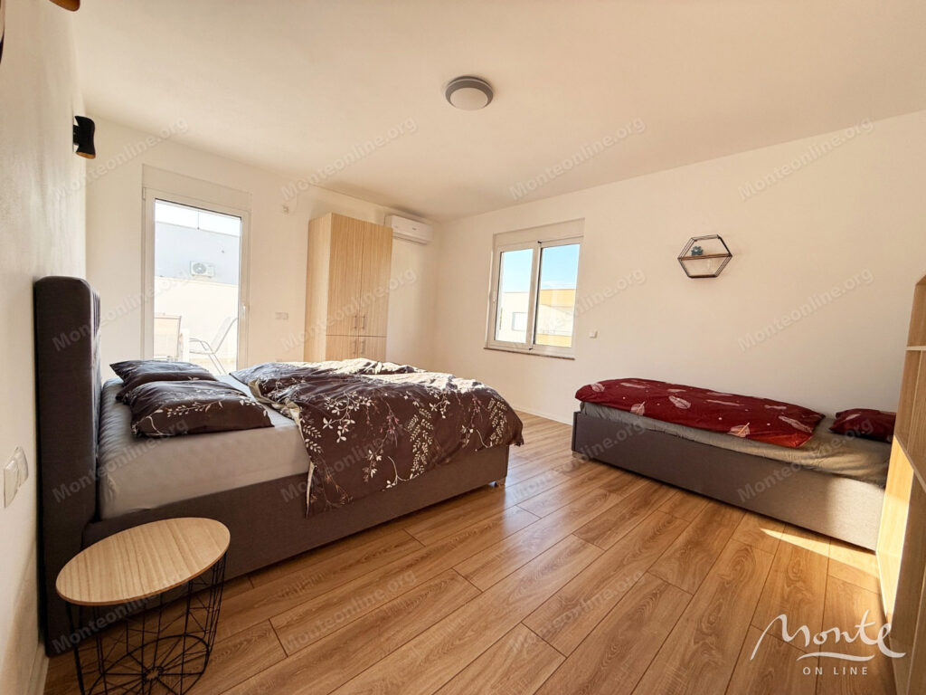 dvuhetazhnaya villa s garazhom dlya bolshoj semi v doni shtoj ulczin 05