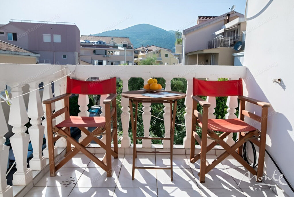 idealnaya investicziya uyutnaya 2 spalnaya kvartira v prestizhnom rajone budvy 02