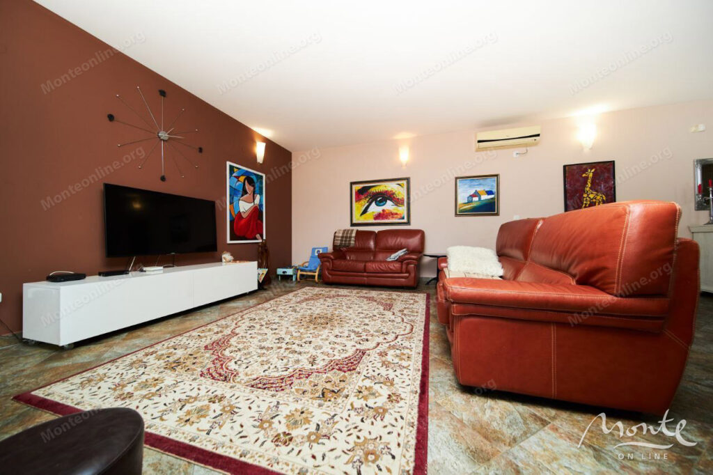 komfortnaya 4 etazhnaya villa v bechichi s bassejnom i panoramnym vidom 04