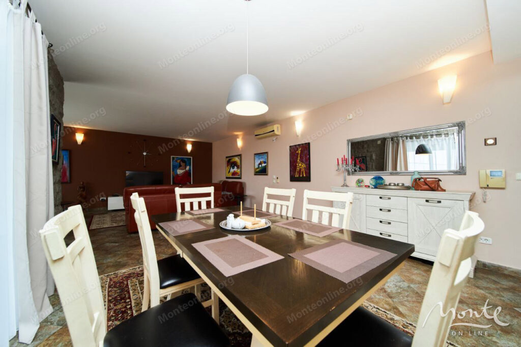 komfortnaya 4 etazhnaya villa v bechichi s bassejnom i panoramnym vidom 09