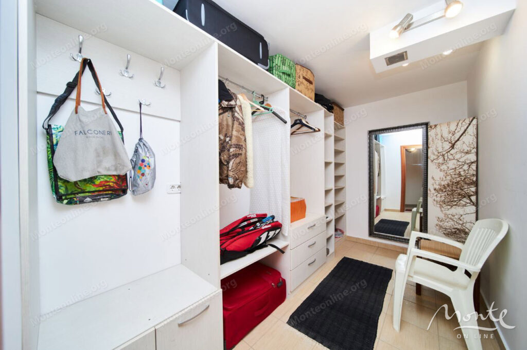 komfortnaya 4 etazhnaya villa v bechichi s bassejnom i panoramnym vidom 28