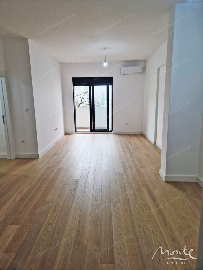 novaya 2 spalnaya kvartira s vidom na more i parkovkoj v 350 m ot plyazha v bechichi 04