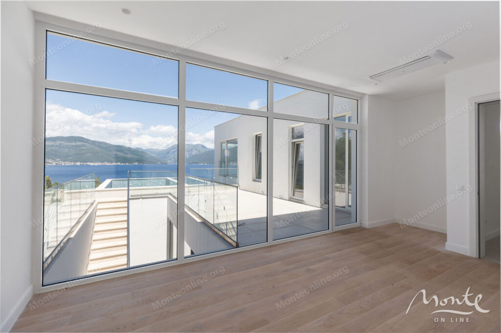 sovremennaya villa s panoramnym vidom na more v krashichi 23